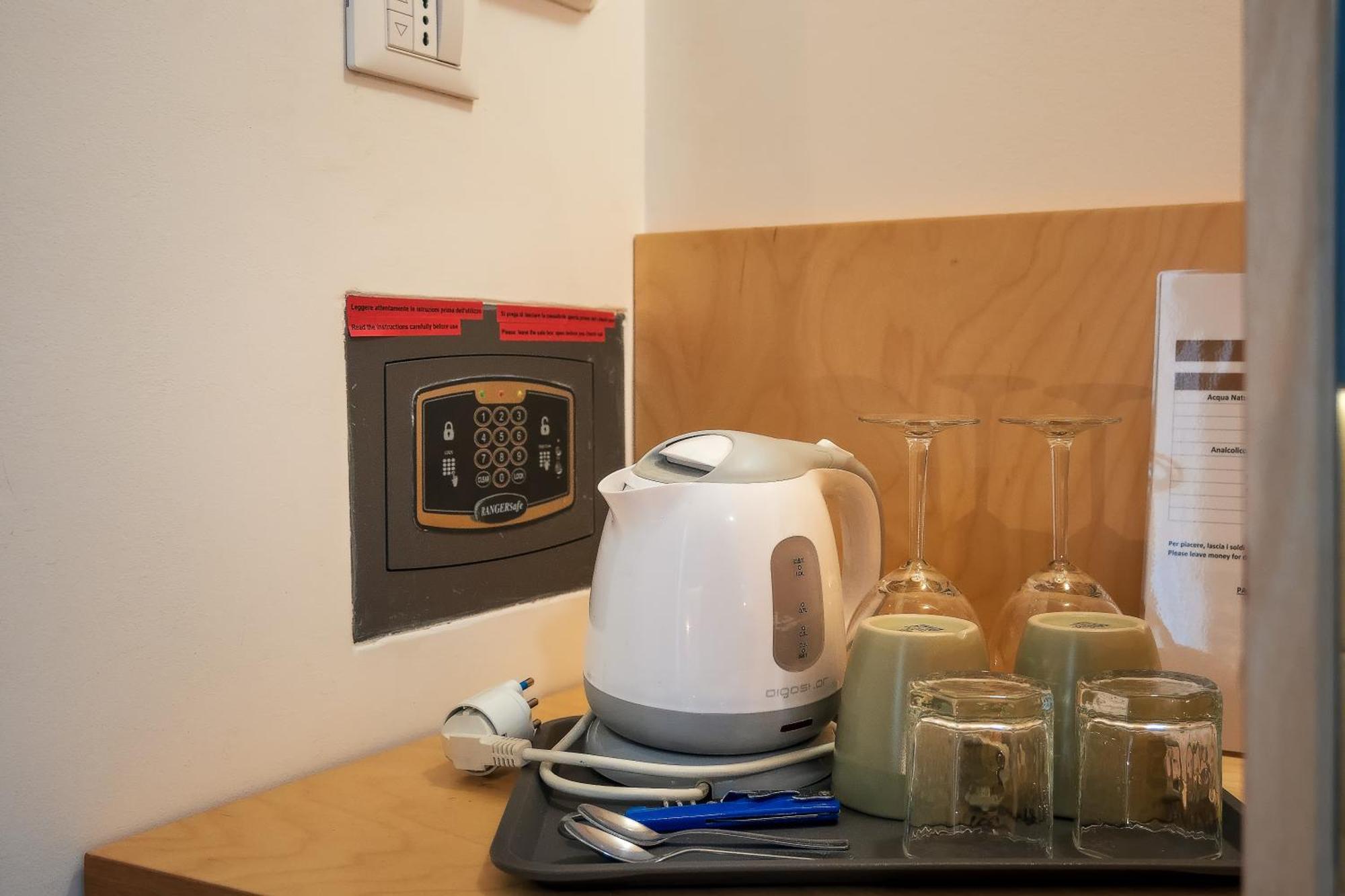 Ciccio Rooms And Breakfast - Self Check-In Palermo Buitenkant foto