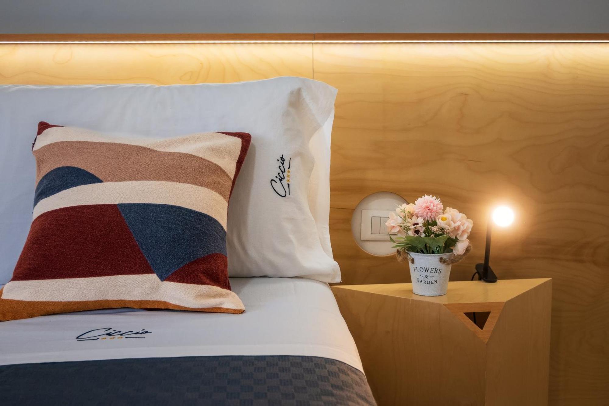 Ciccio Rooms And Breakfast - Self Check-In Palermo Buitenkant foto