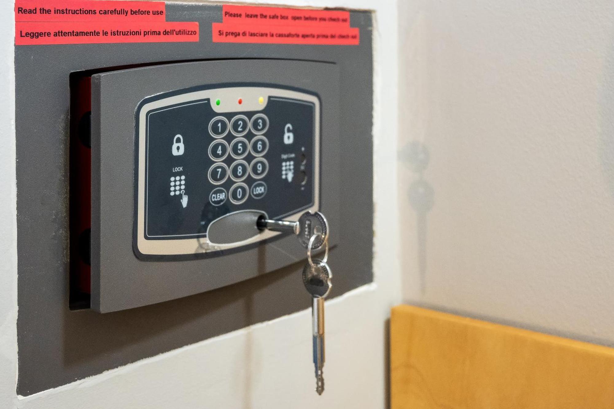 Ciccio Rooms And Breakfast - Self Check-In Palermo Buitenkant foto