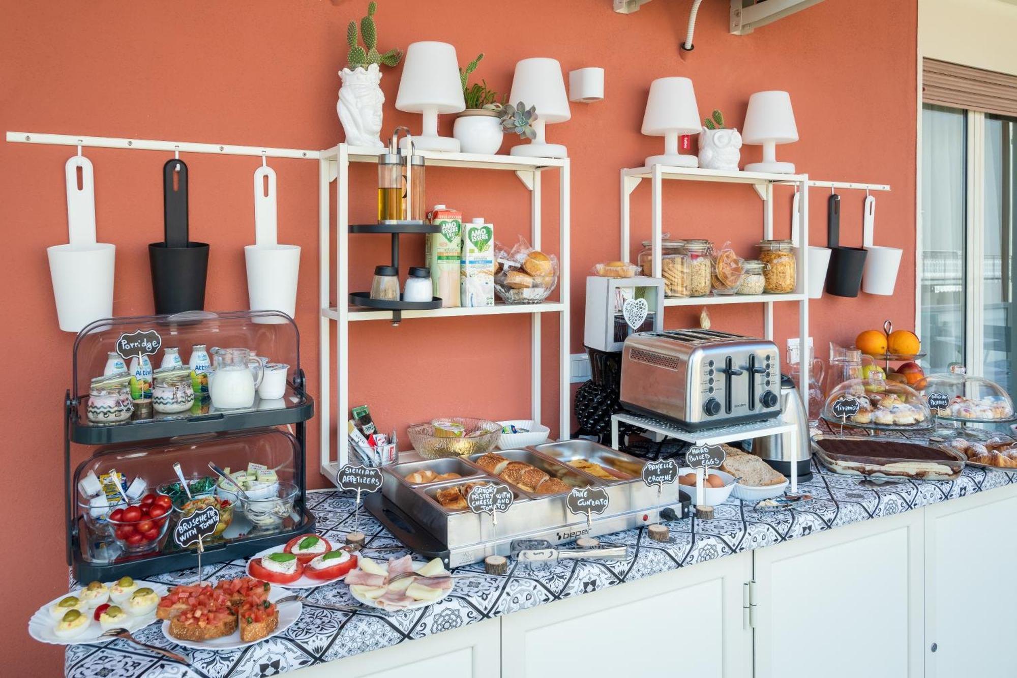 Ciccio Rooms And Breakfast - Self Check-In Palermo Buitenkant foto